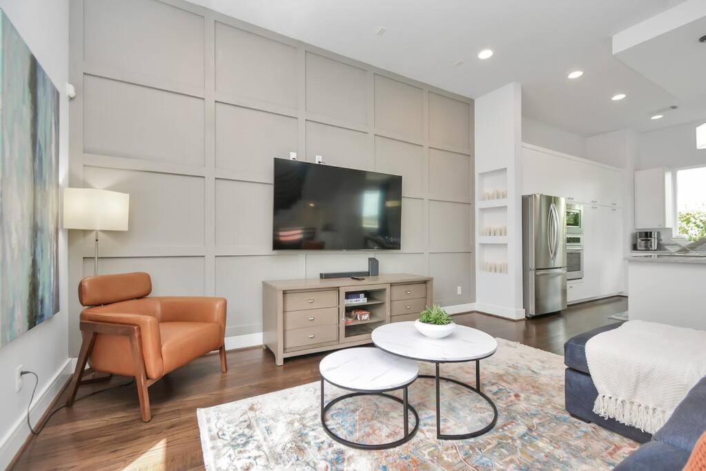 Вилла Casa Labella - Downtown Skyline Views - Sleeps 10 Хьюстон Экстерьер фото