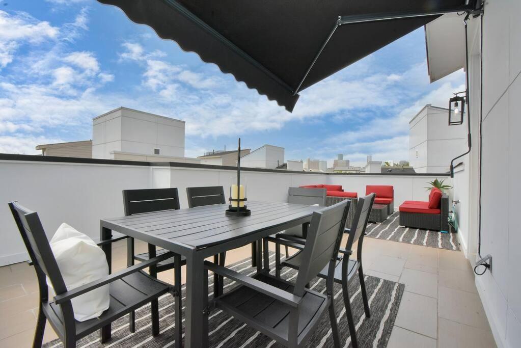 Вилла Casa Labella - Downtown Skyline Views - Sleeps 10 Хьюстон Экстерьер фото